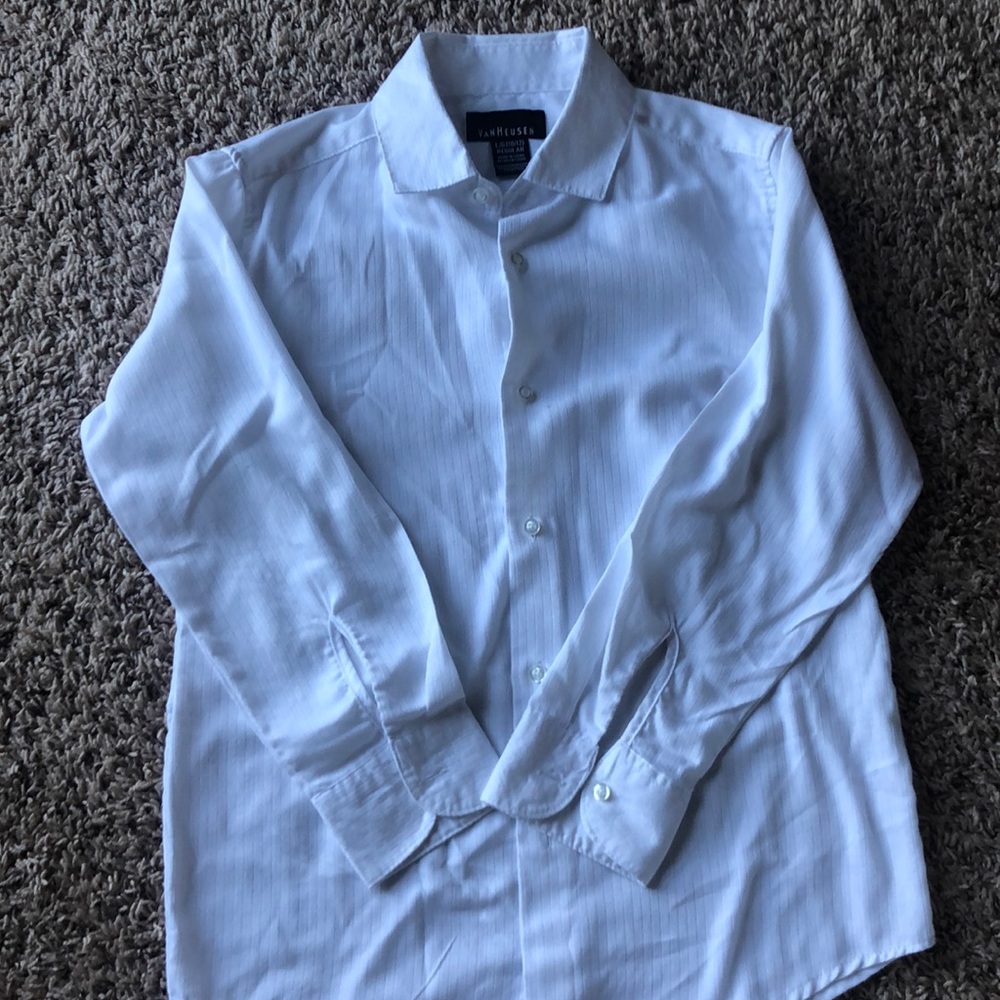 Boys Van Heusen Large (10/12) white dress shirt